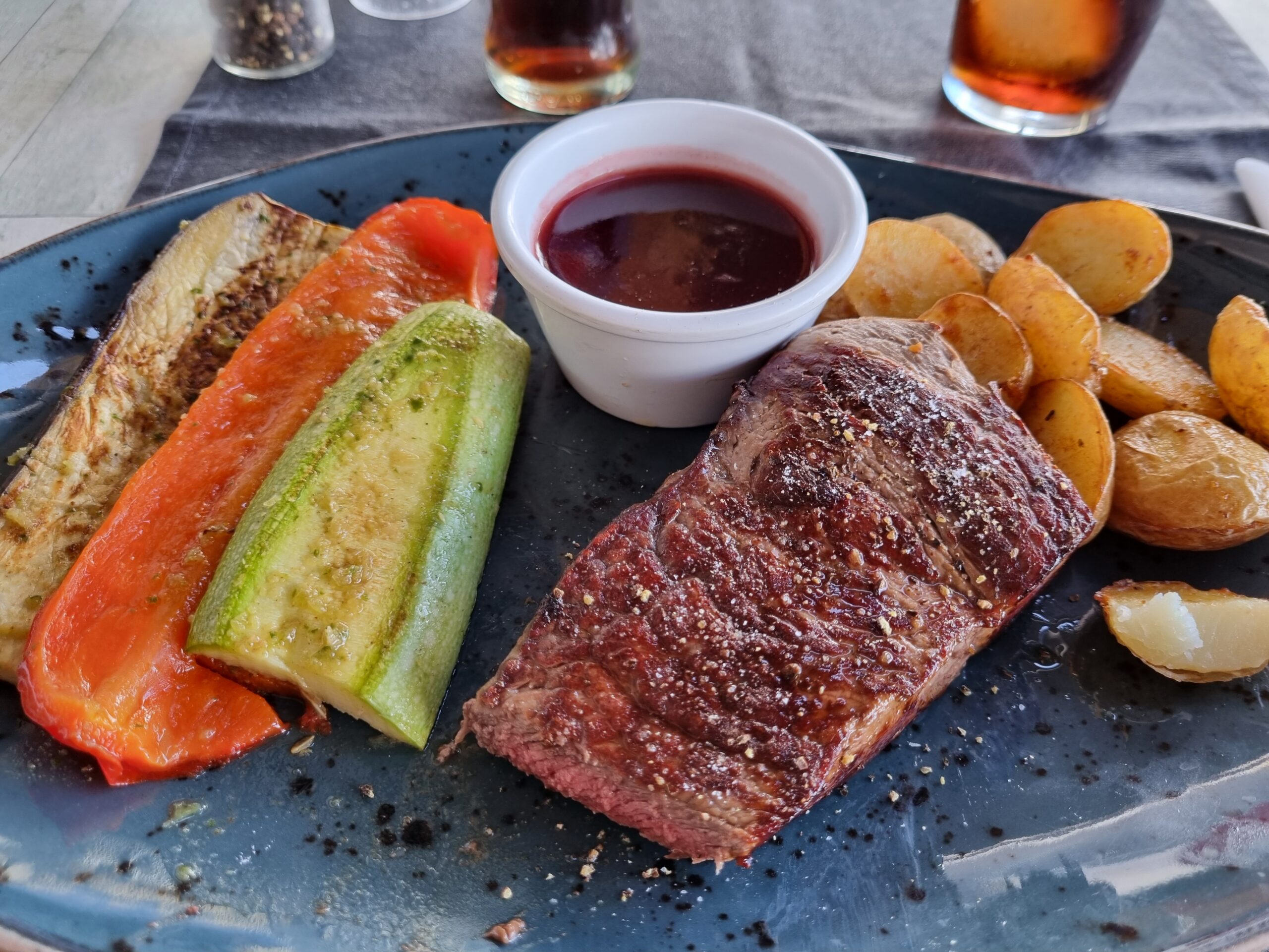 Hängmörad kolgrillad entrecote???