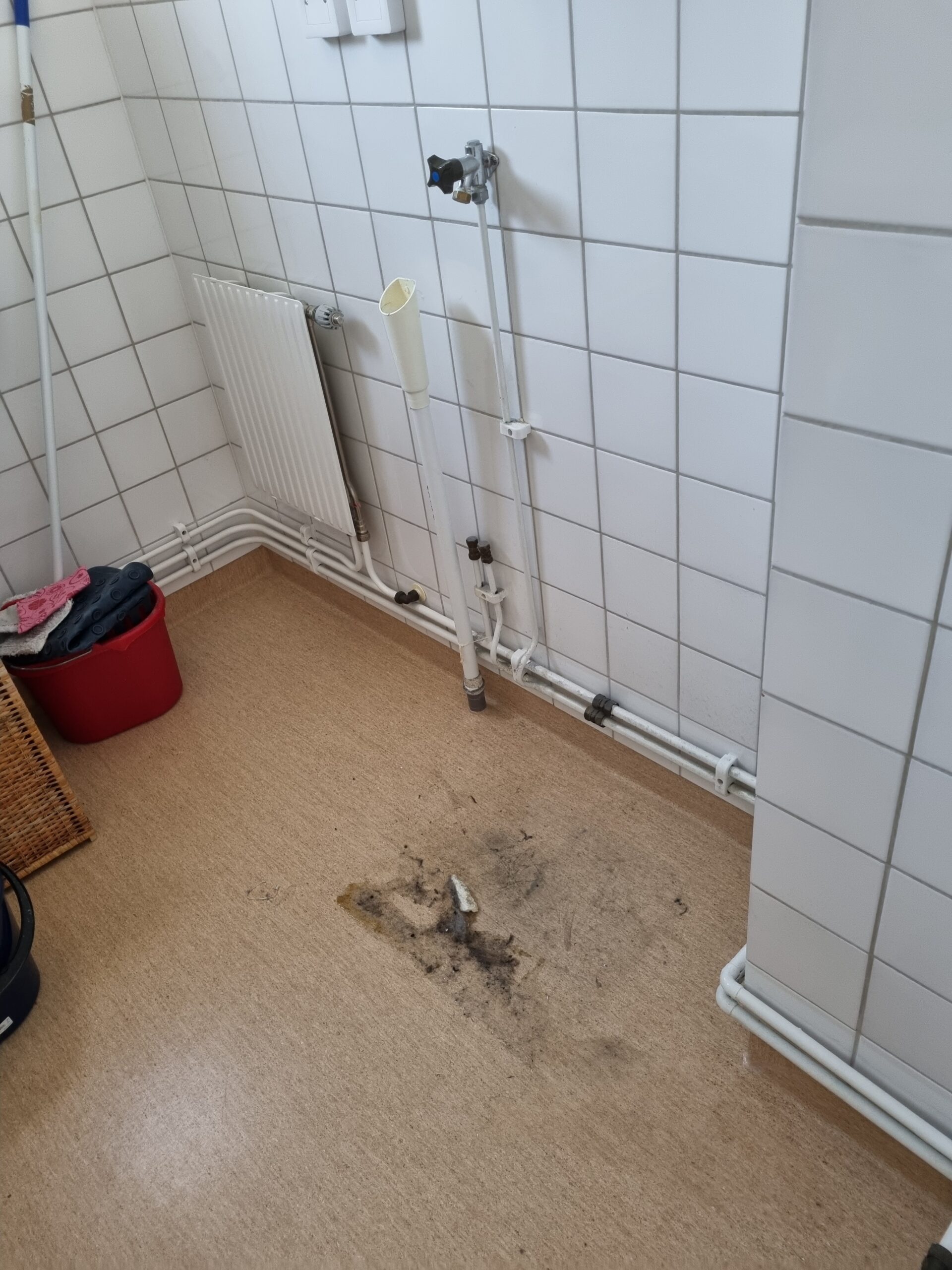 Och tvättmaskinen också bortkopplad