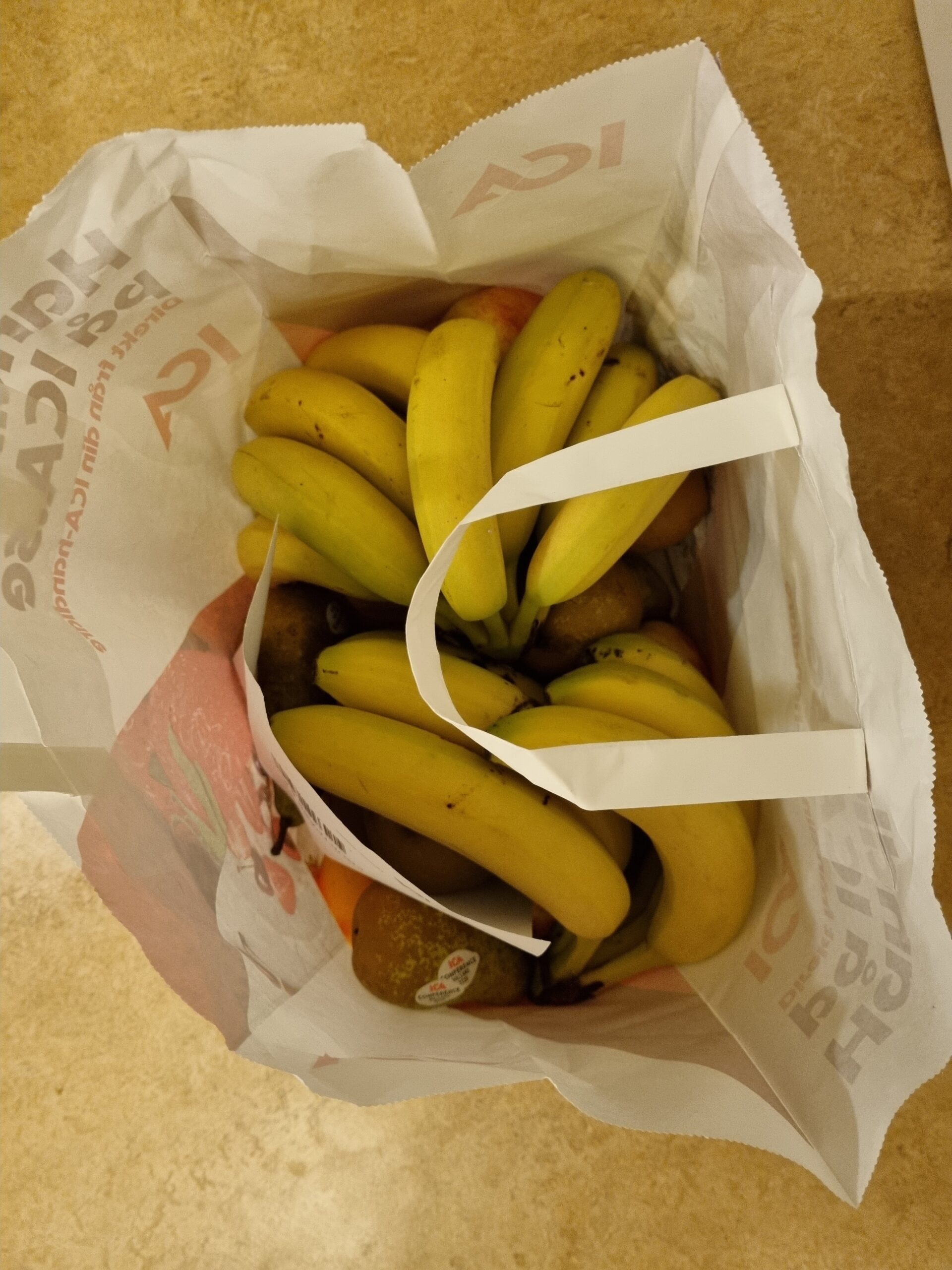 6 kg frukt 149 kr