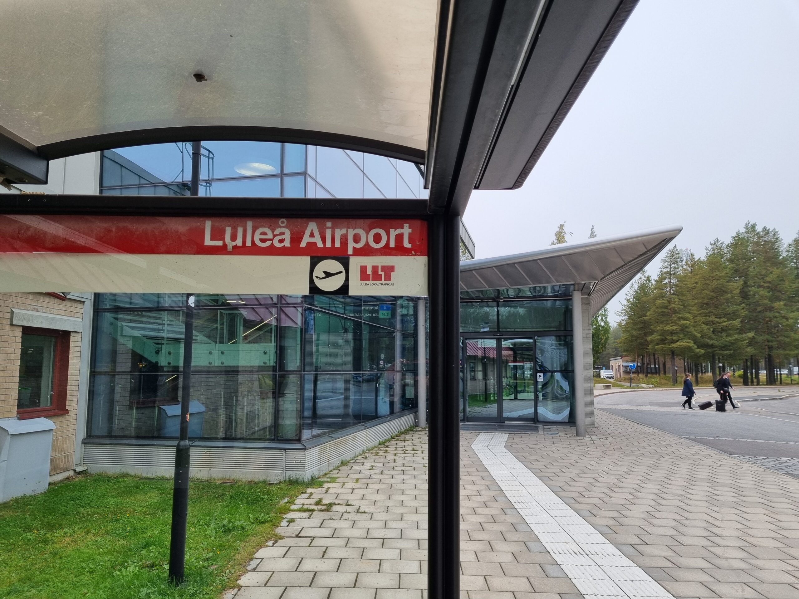 Solnedgång och gubben i månen