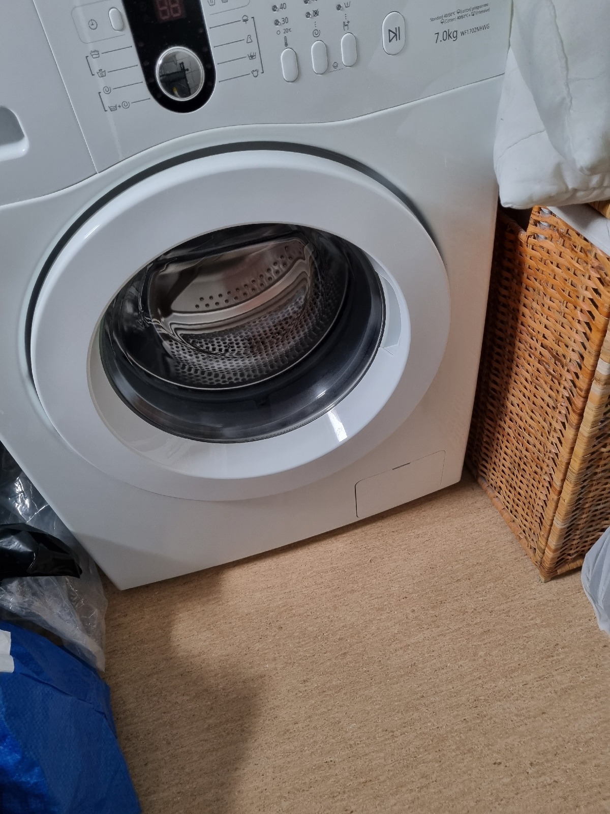 Tvättmaskinen har gått sönder :(